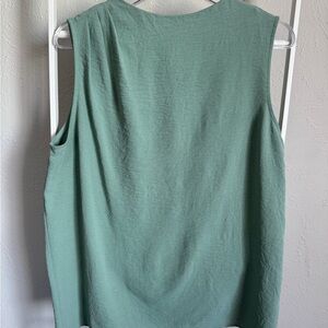 Pleione Mint Green Sleeveless Top